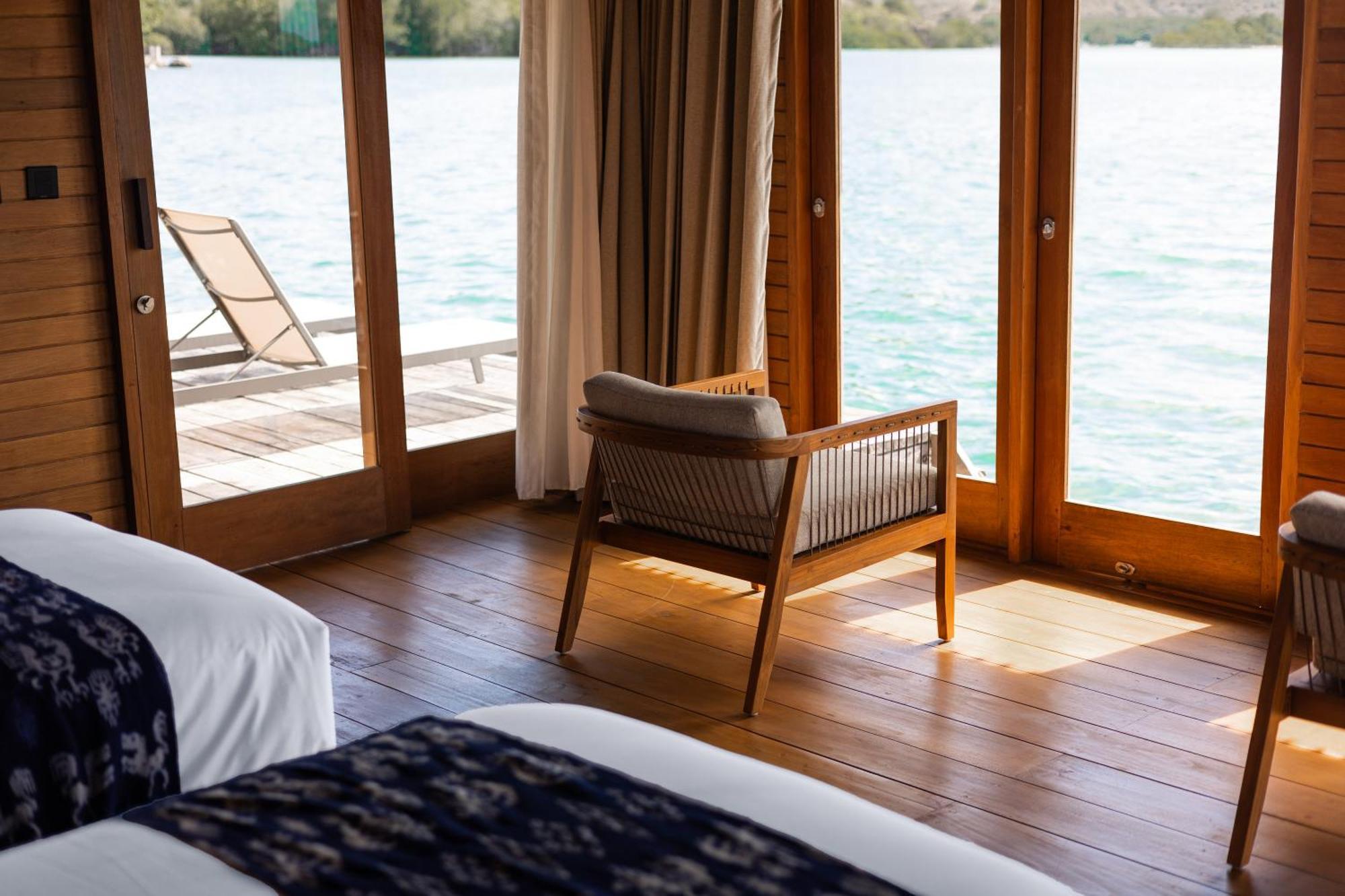 Menjaga Bay Hotel Labuan Bajo Luaran gambar