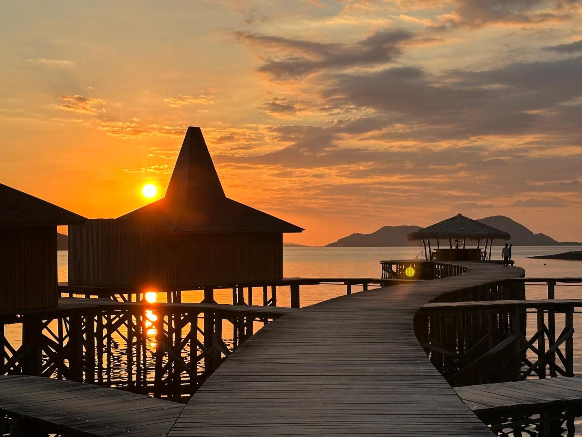Menjaga Bay Hotel Labuan Bajo Luaran gambar