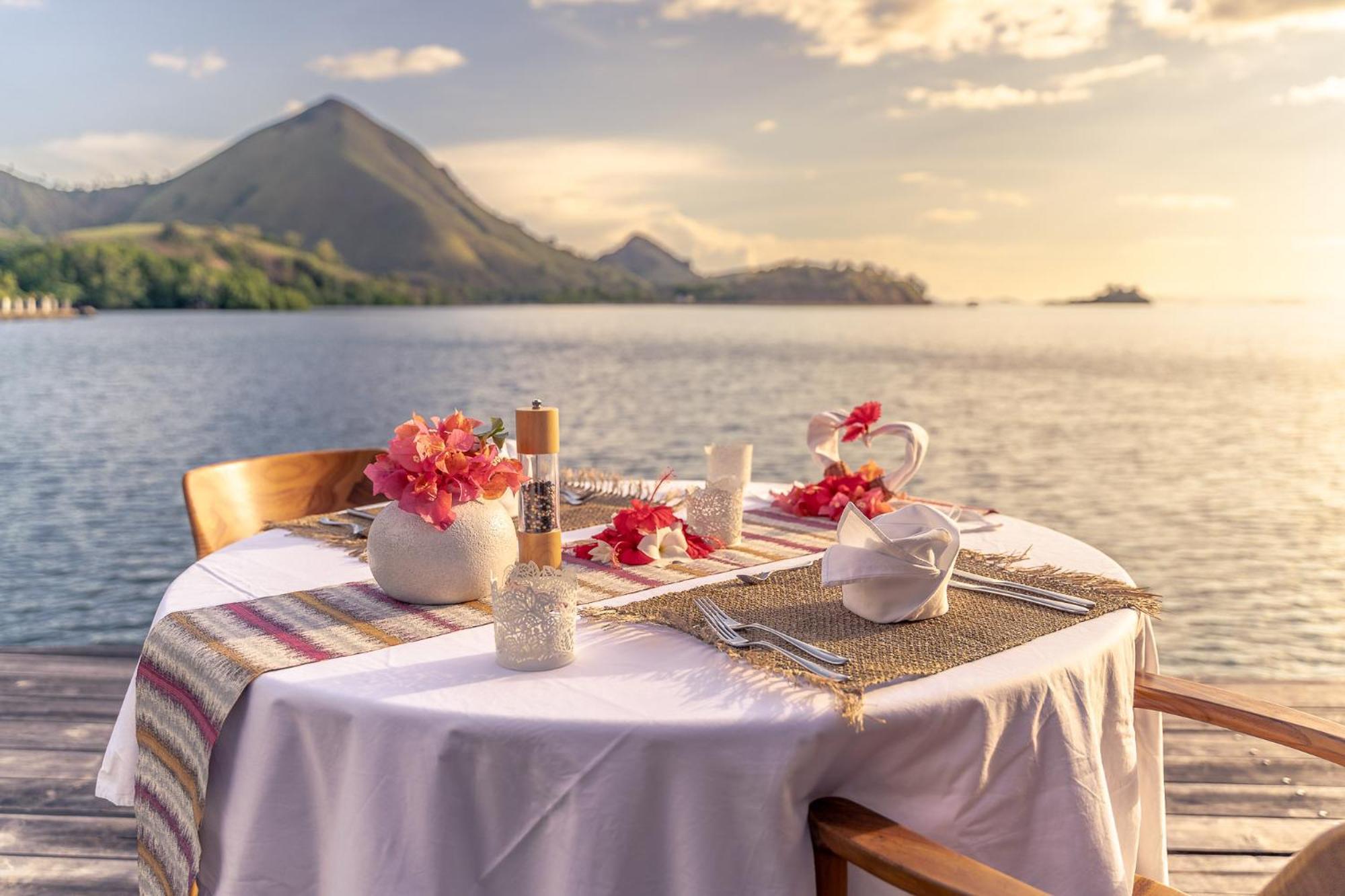 Menjaga Bay Hotel Labuan Bajo Luaran gambar