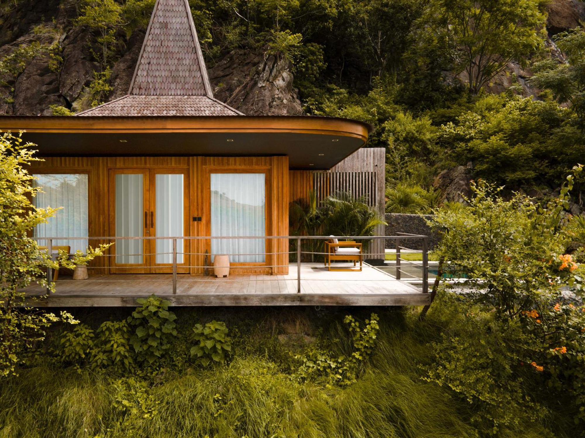 Menjaga Bay Hotel Labuan Bajo Luaran gambar